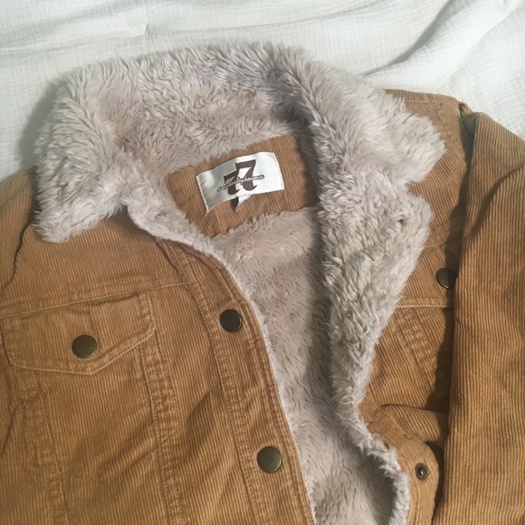 ⭐️SOLD⭐️Khaki Corduroy Jacket - Picture 8 of 11